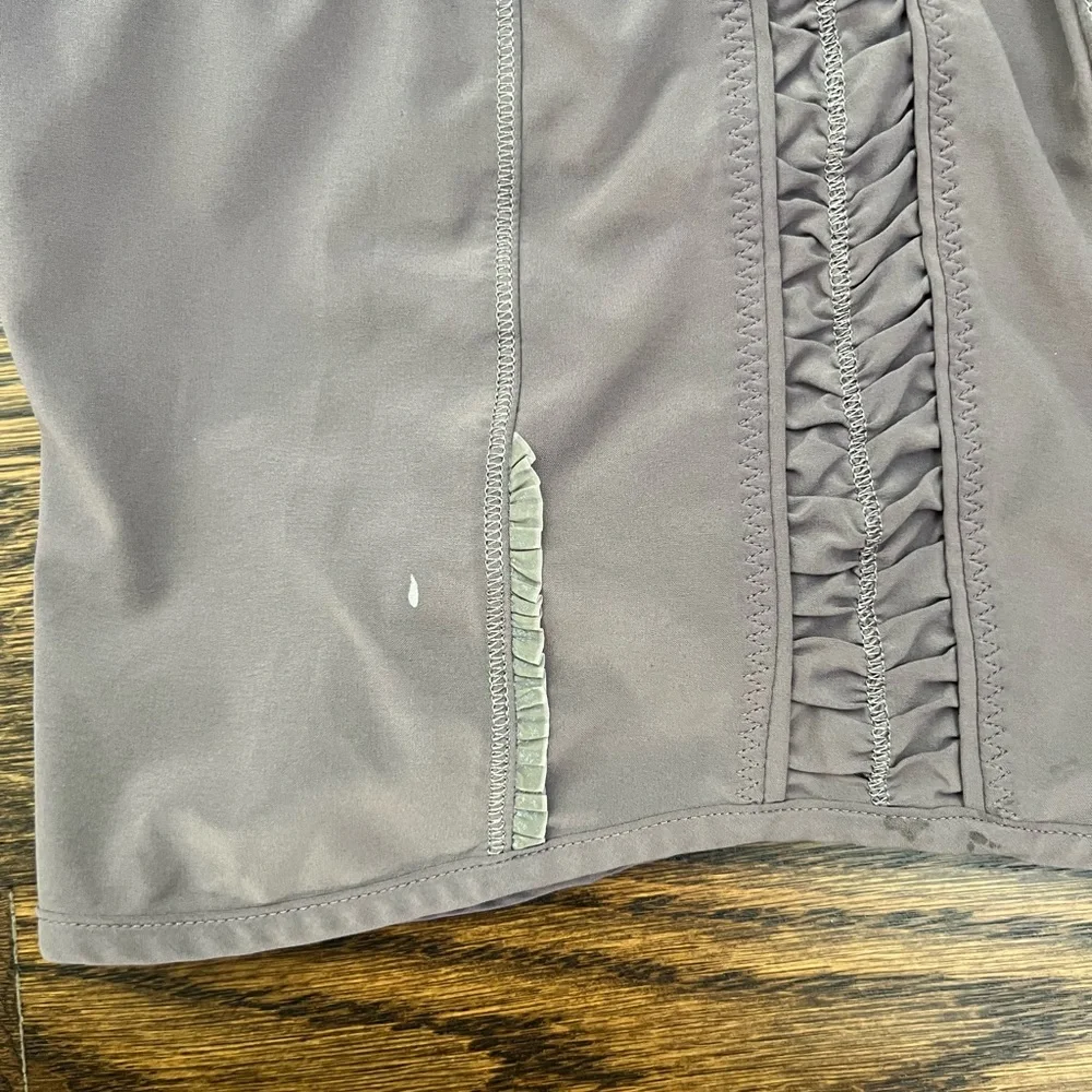 Lululemon purple/gray shorts w/ built in liner, size‎ 6